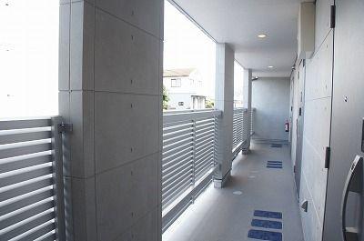 千葉市花見川区検見川町３丁目のマンション