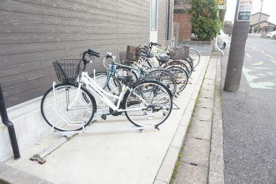千葉市花見川区検見川町３丁目のマンション