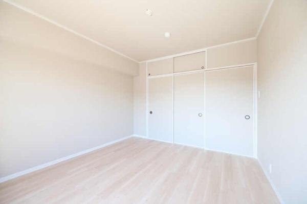 千葉市美浜区幸町１丁目のマンション