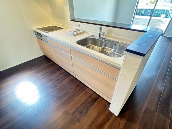船橋市滝台２丁目のアパート
