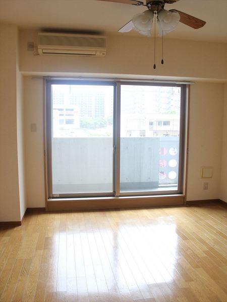 第13花園ビル(寝室)