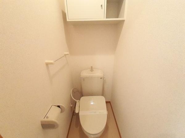 稲城市百村のアパート