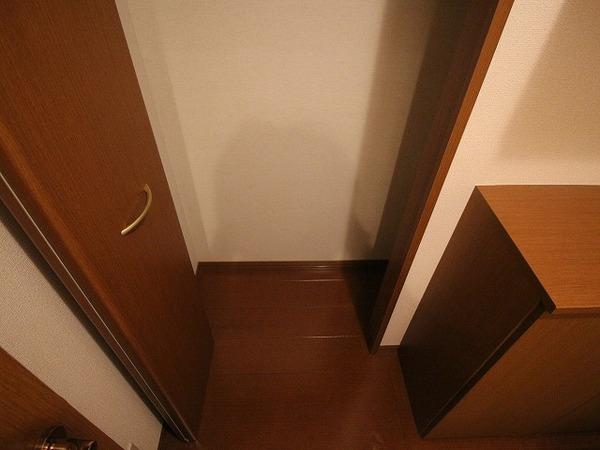 稲城市矢野口のアパート