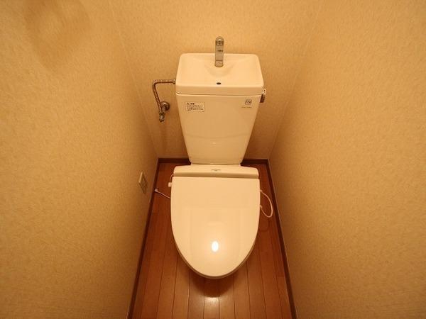 稲城市大丸のアパート