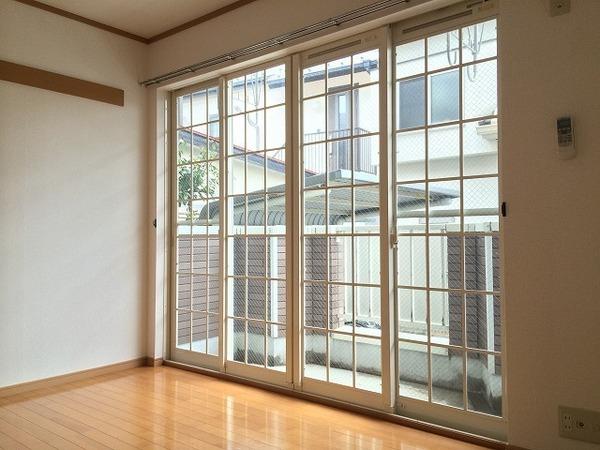 稲城市矢野口のアパート