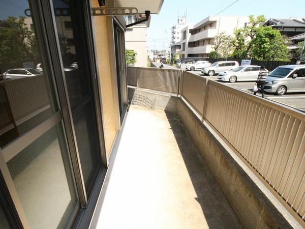 稲城市大丸のアパート
