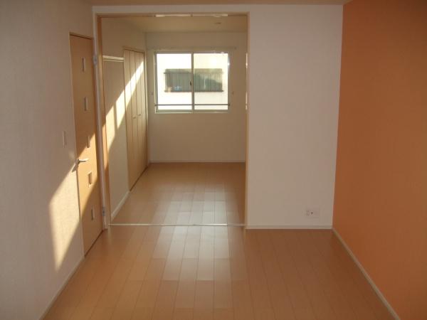 稲城市矢野口のアパート