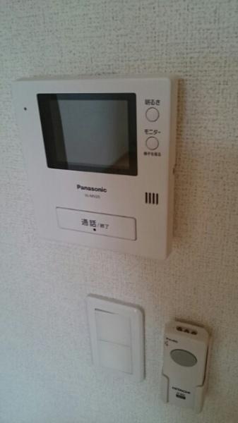 稲城市押立のアパート