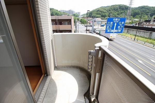 稲城市大丸のマンション