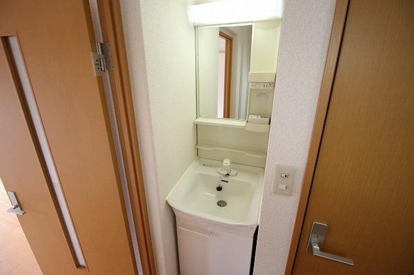 稲城市大丸のマンション