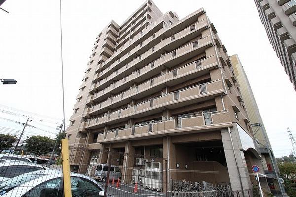 稲城市東長沼のマンション