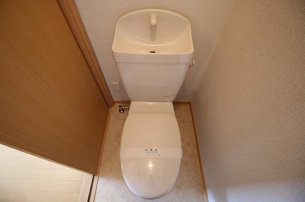 稲城市矢野口のアパート