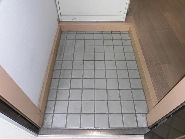 稲城市矢野口のアパート