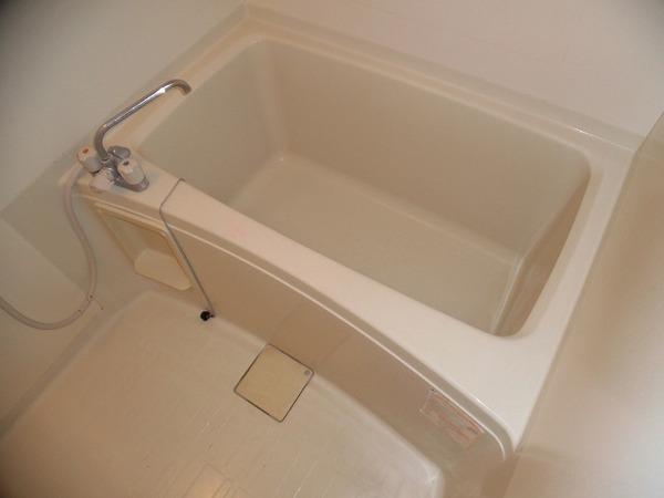 稲城市矢野口のアパート