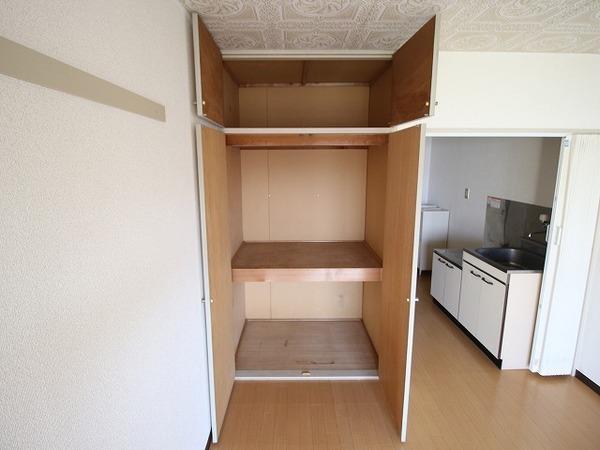 稲城市東長沼のマンション