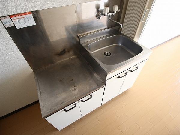 稲城市東長沼のマンション