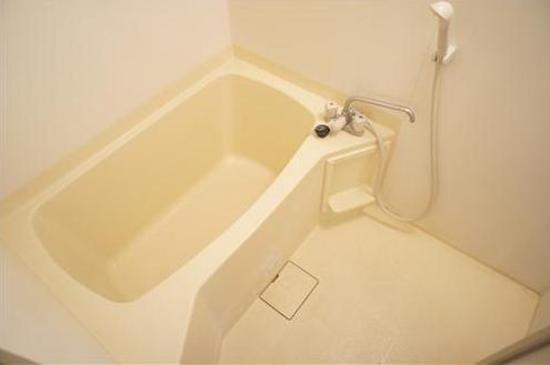 稲城市矢野口のアパート