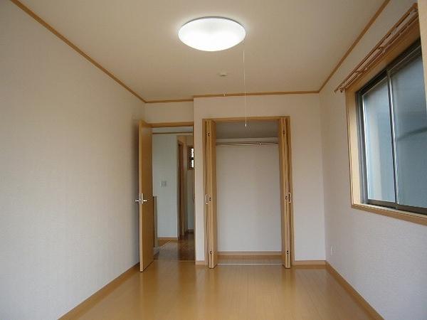 川崎市麻生区細山１丁目のアパート
