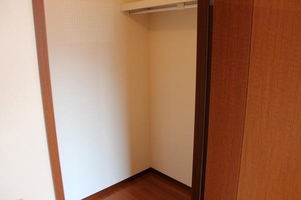 川崎市多摩区菅５丁目のテラスハウス