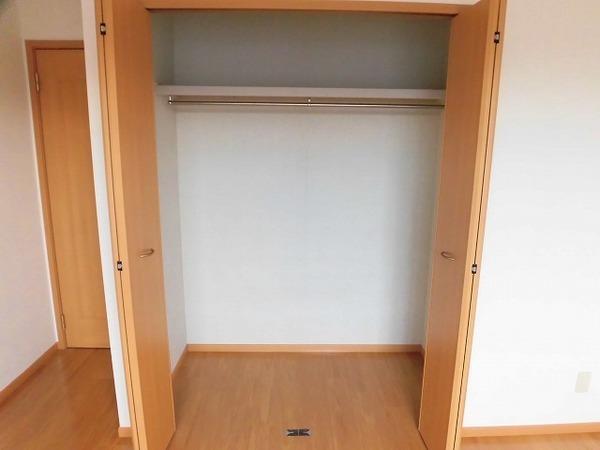 稲城市矢野口のアパート