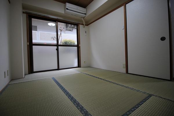 川崎市多摩区菅稲田堤１丁目のマンション