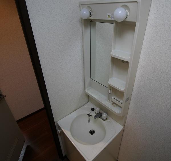 川崎市多摩区菅稲田堤１丁目のマンション