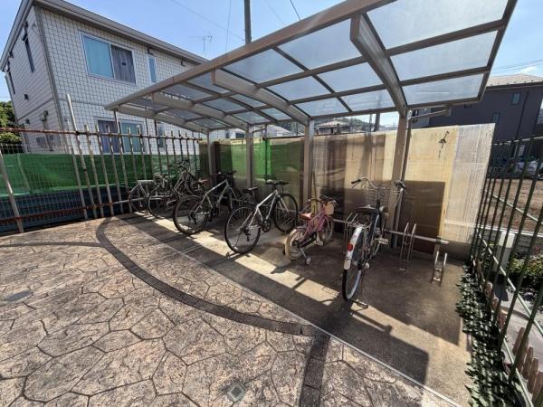 稲城市矢野口のアパート