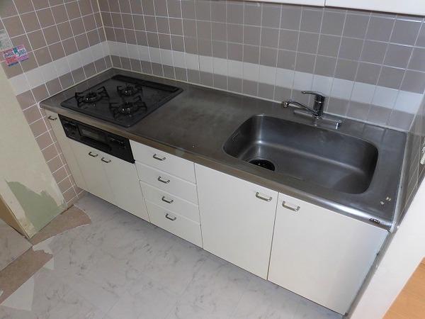 稲城市東長沼のマンション