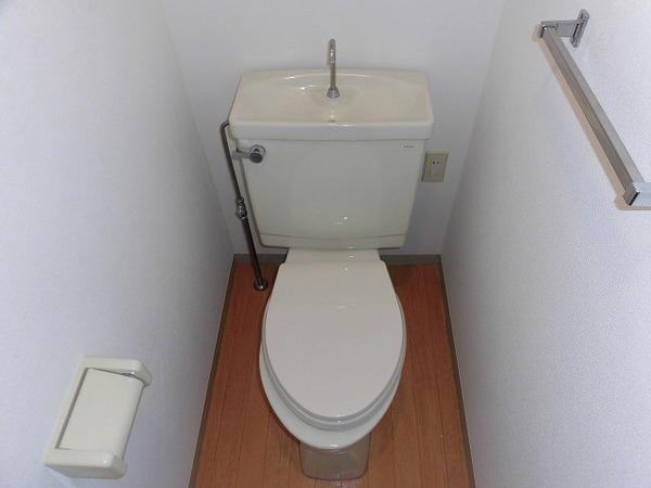 稲城市東長沼のマンション