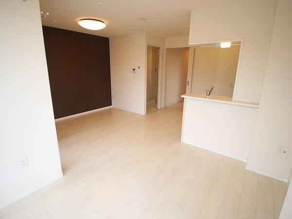 稲城市東長沼のマンション