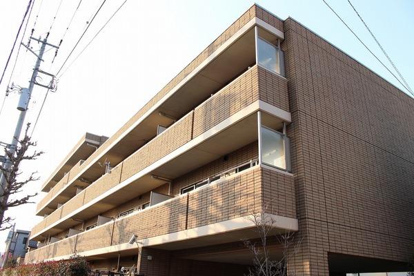稲城市東長沼のマンション
