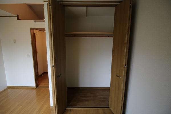稲城市矢野口のアパート