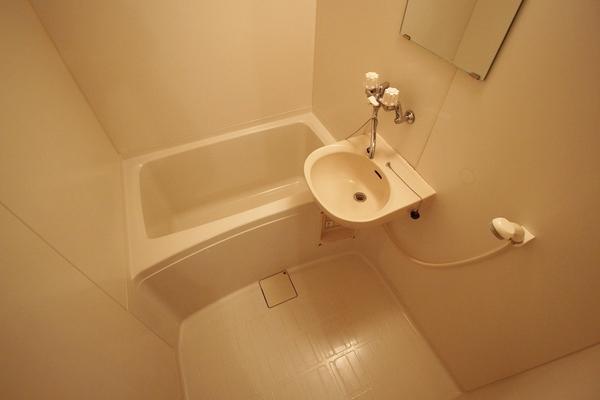 稲城市矢野口のアパート