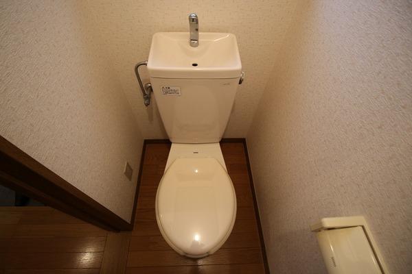 稲城市矢野口のアパート