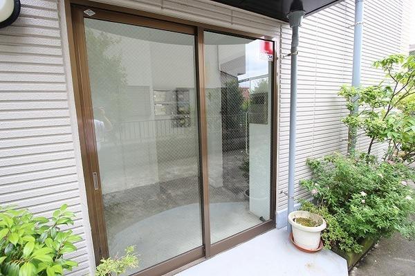 稲城市東長沼のマンション