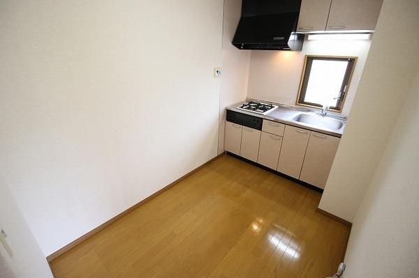 稲城市東長沼のマンション