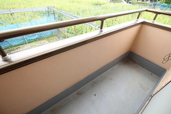稲城市東長沼のマンション