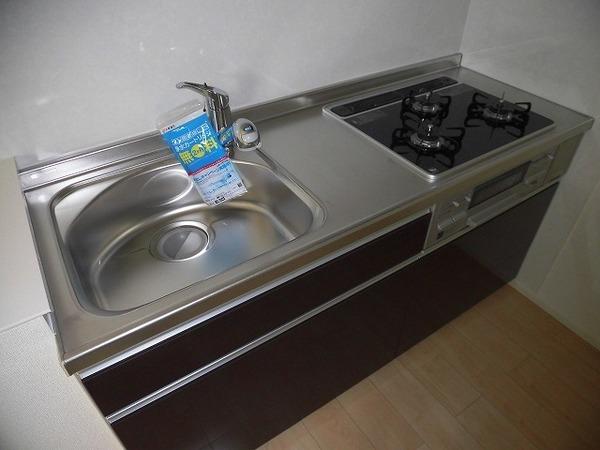 稲城市矢野口のアパート