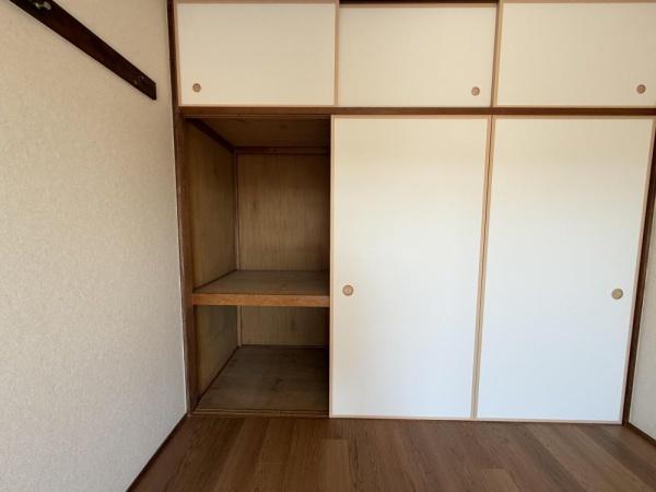 稲城市東長沼のマンション