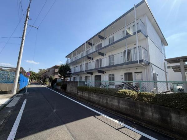 稲城市東長沼のマンション