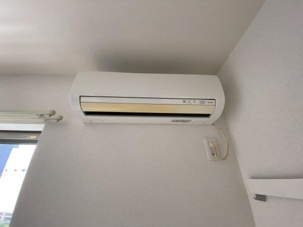 稲城市東長沼のアパート