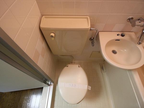稲城市東長沼のマンション