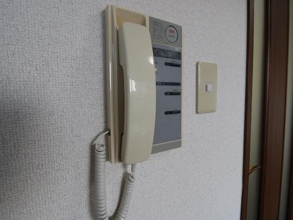 稲城市東長沼のマンション
