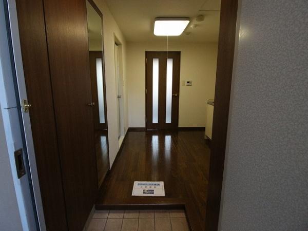 稲城市東長沼のマンション