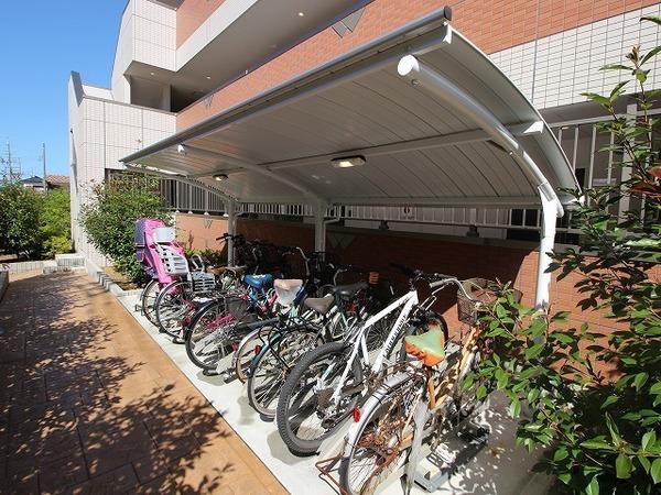 稲城市百村のマンション