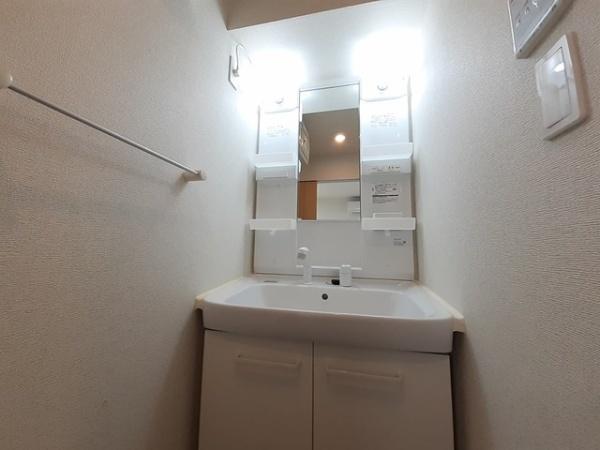 稲城市矢野口のアパート
