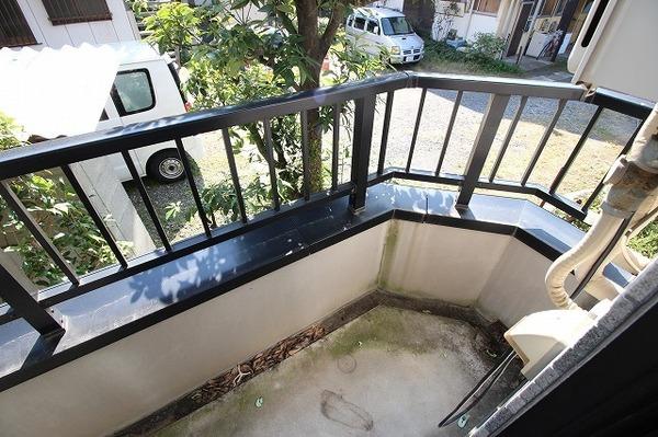稲城市東長沼のマンション