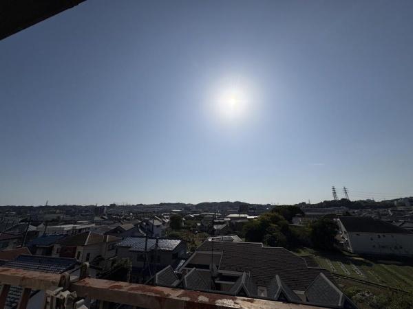 稲城市東長沼のマンション