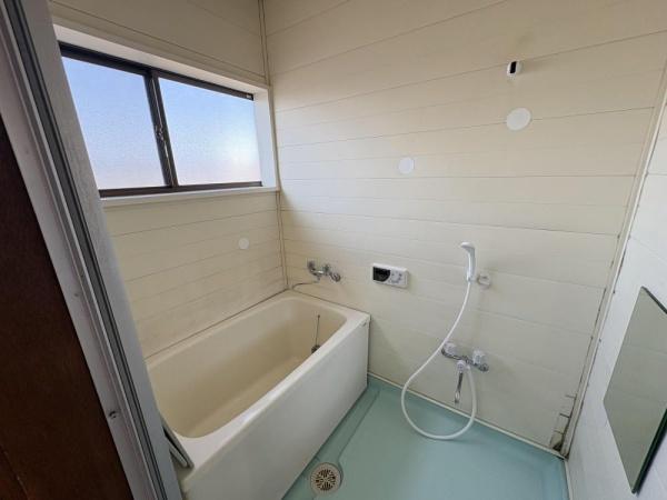 稲城市東長沼のマンション