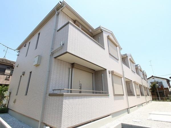 稲城市東長沼のアパート